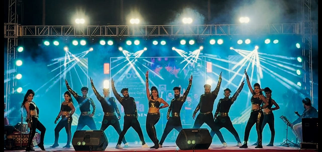 Live dance performance during the musical event